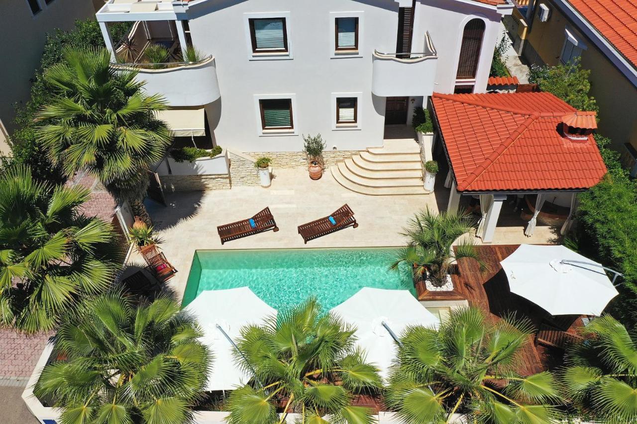 Villa Antisin With Heated Pool * Zadar