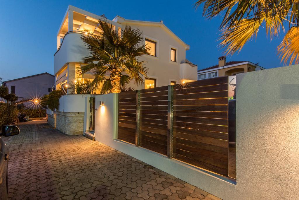 Villa Antisin With Heated Pool * Zadar